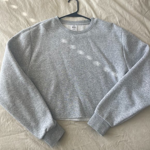 Better Quality Oversized Grey Crewneck - Picture 1 of 1